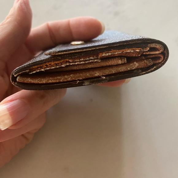 Louis Vuittonâmonogram Wallet - Picture 12 of 12